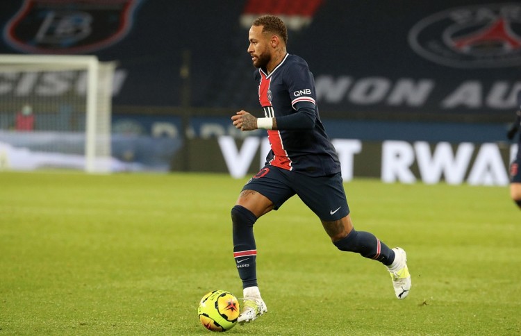 赫夫赛季第7次单场4+盖帽领跑全联盟，文班&斯图尔特5次